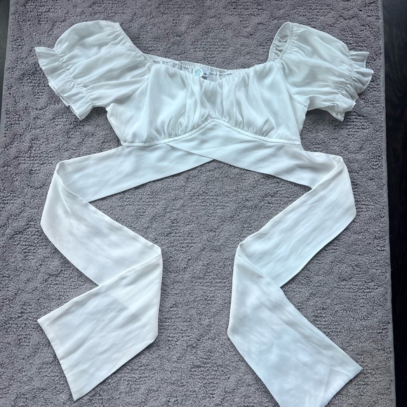 Musette Tie Back Crop Top - Picture 2 of 3